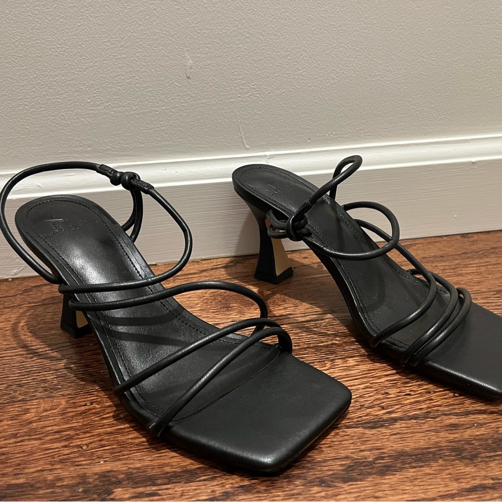 Black Marc Jacob’s heeled sandals